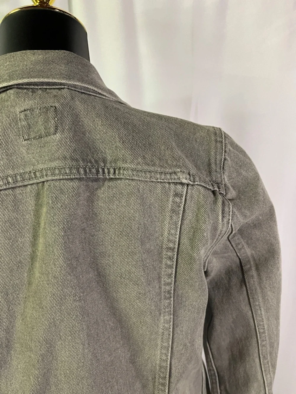 Gap Washed Grey Icon Cropped Denim Jacket - Picture 12 of 16